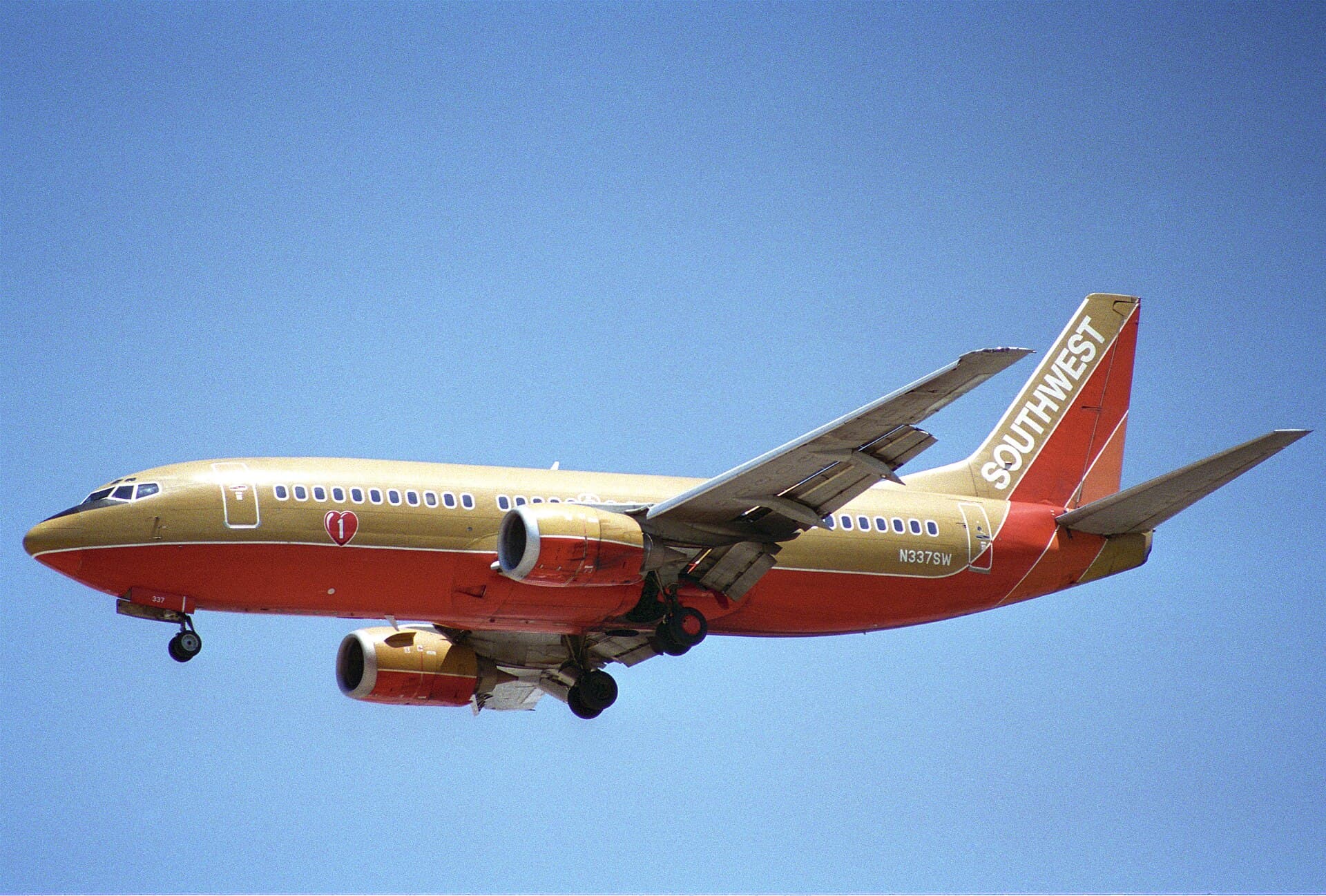 N337SW - Boeing