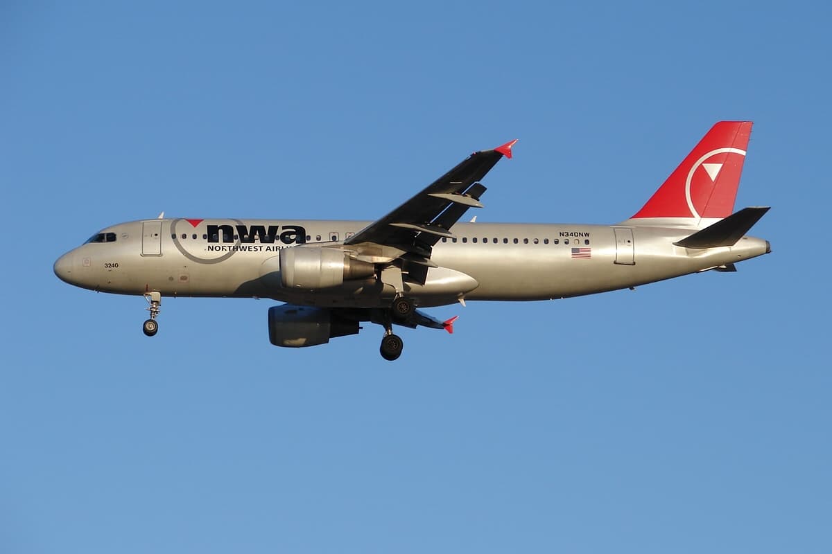 N340NW — Airbus