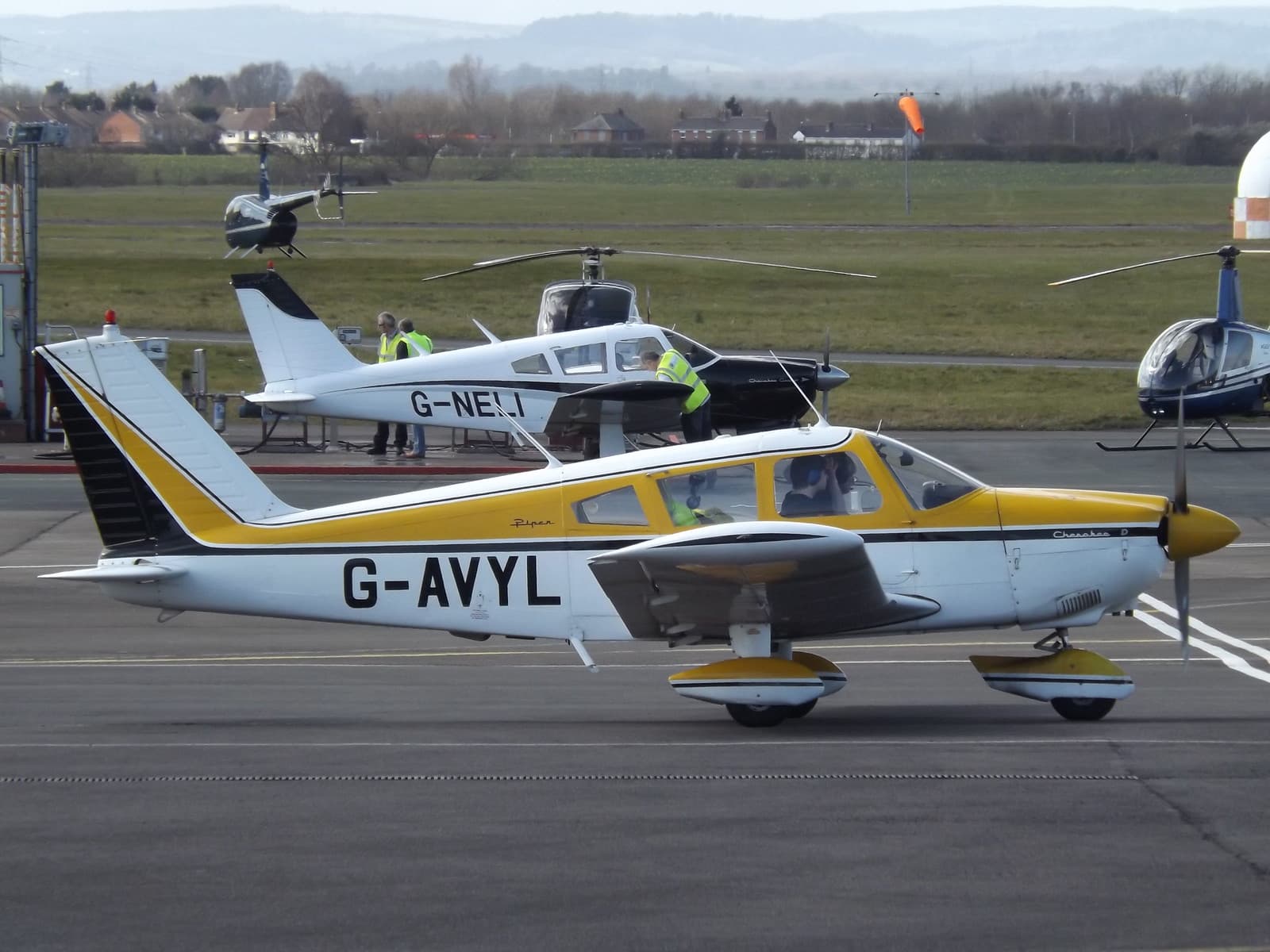 G-AVYL - Piper