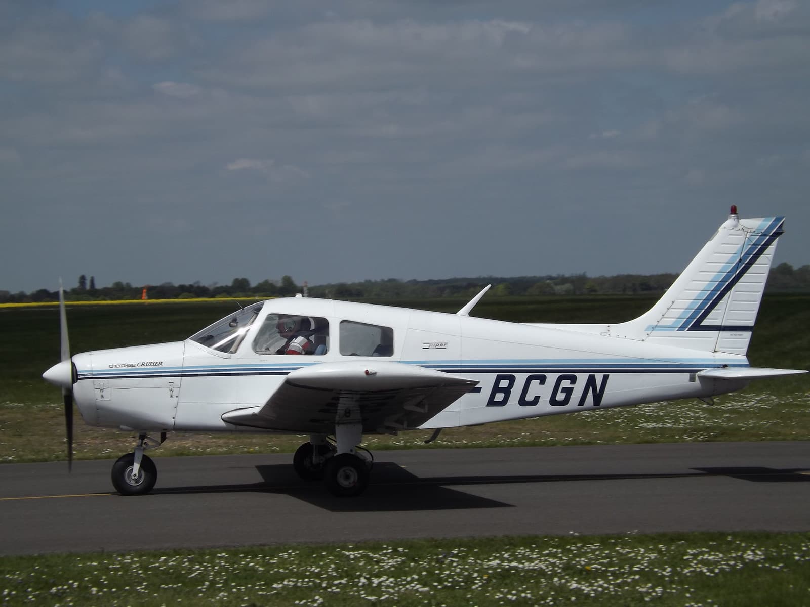 G-BCGN - Piper