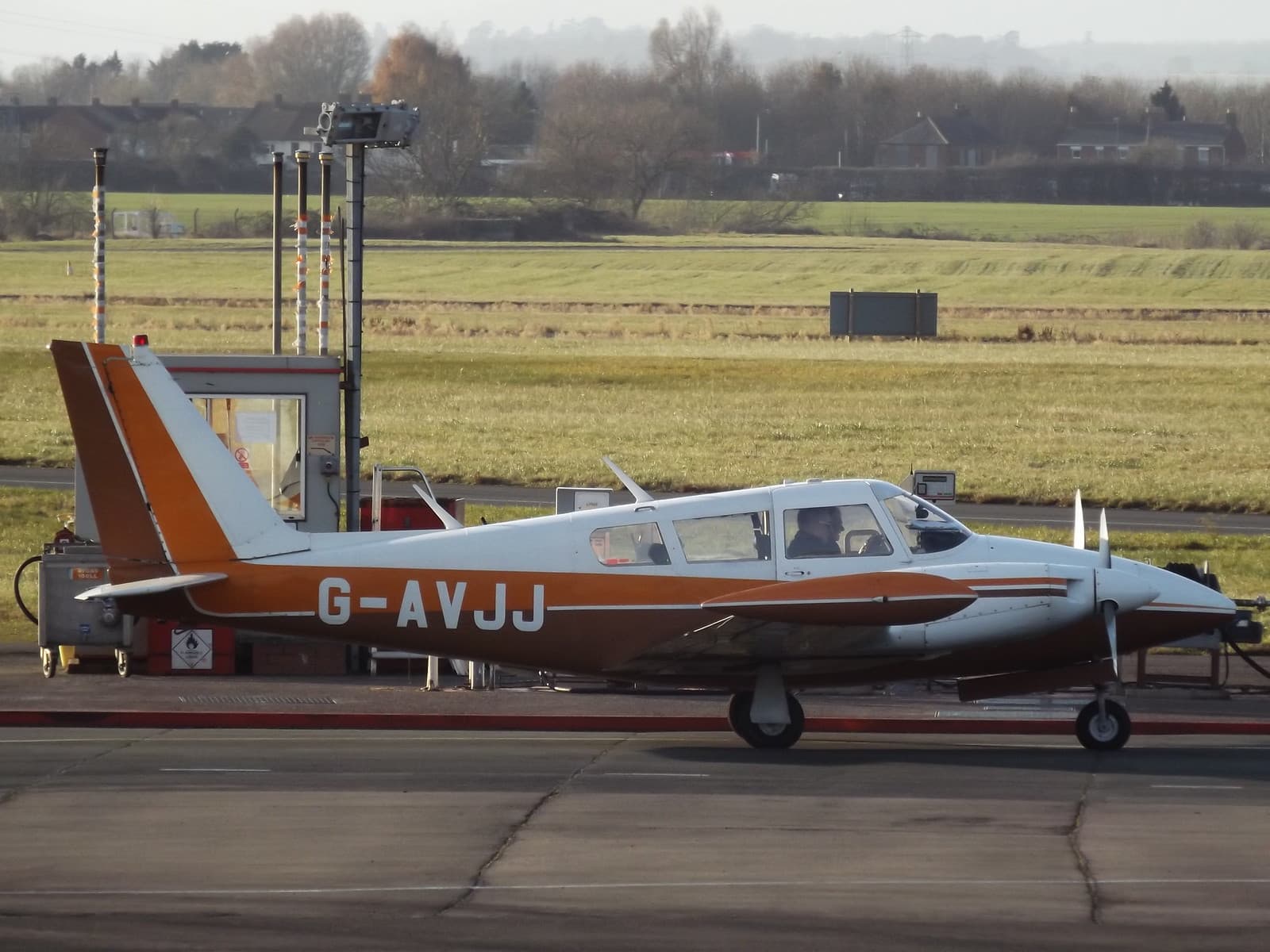 G-AVJJ - Piper