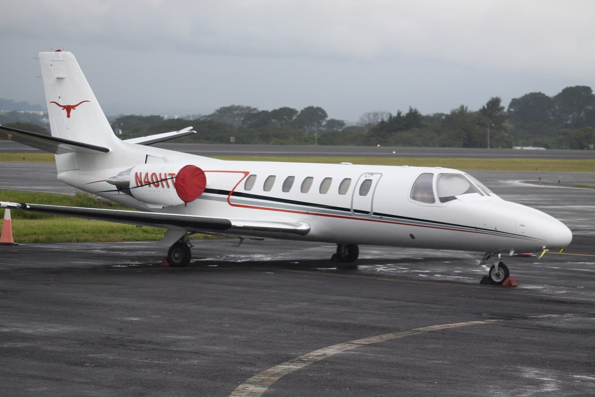 N40HT - Cessna