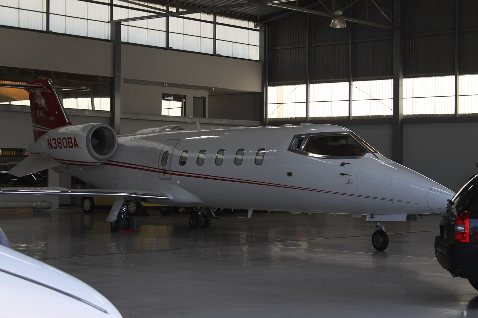 N380BA - Business jet