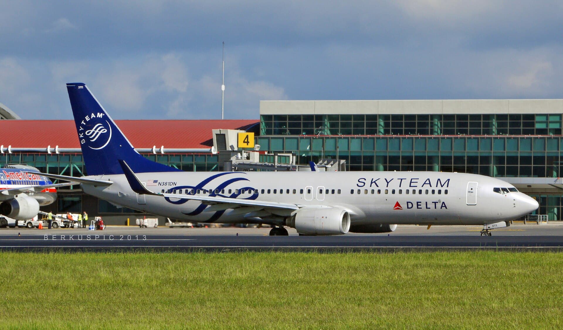 N381DN - Boeing