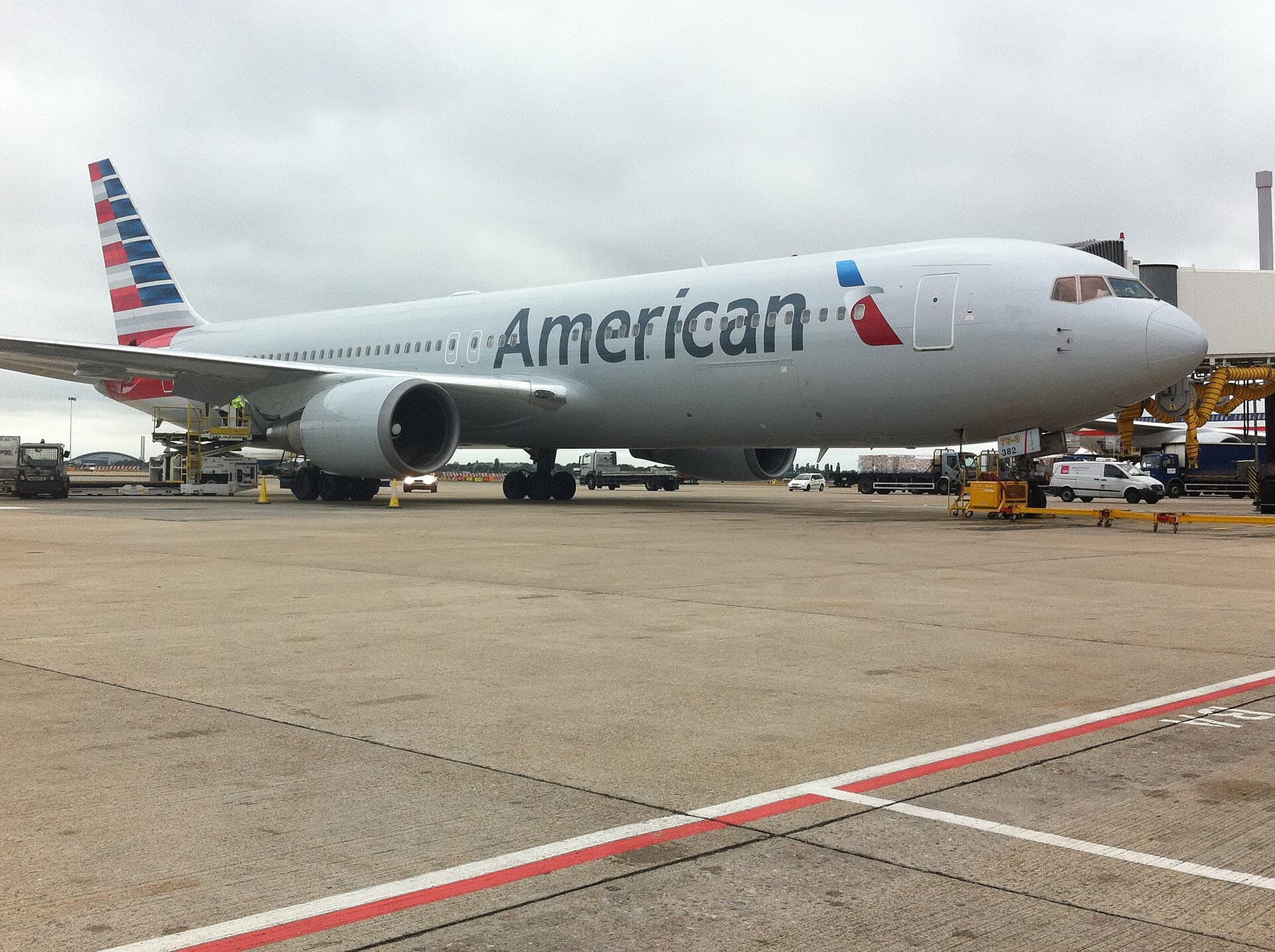 N382AN - Boeing
