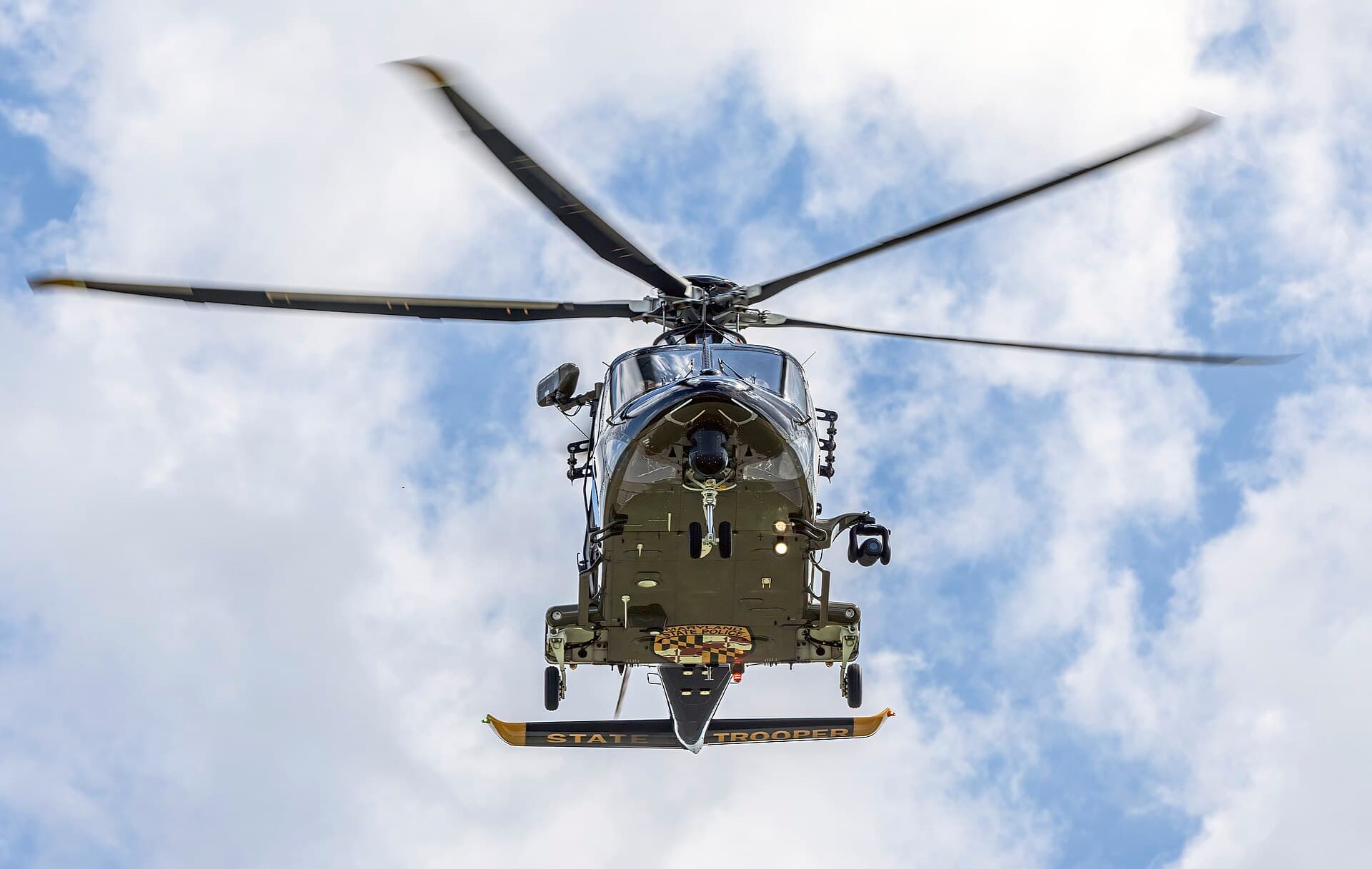 N382MD - Helicopter