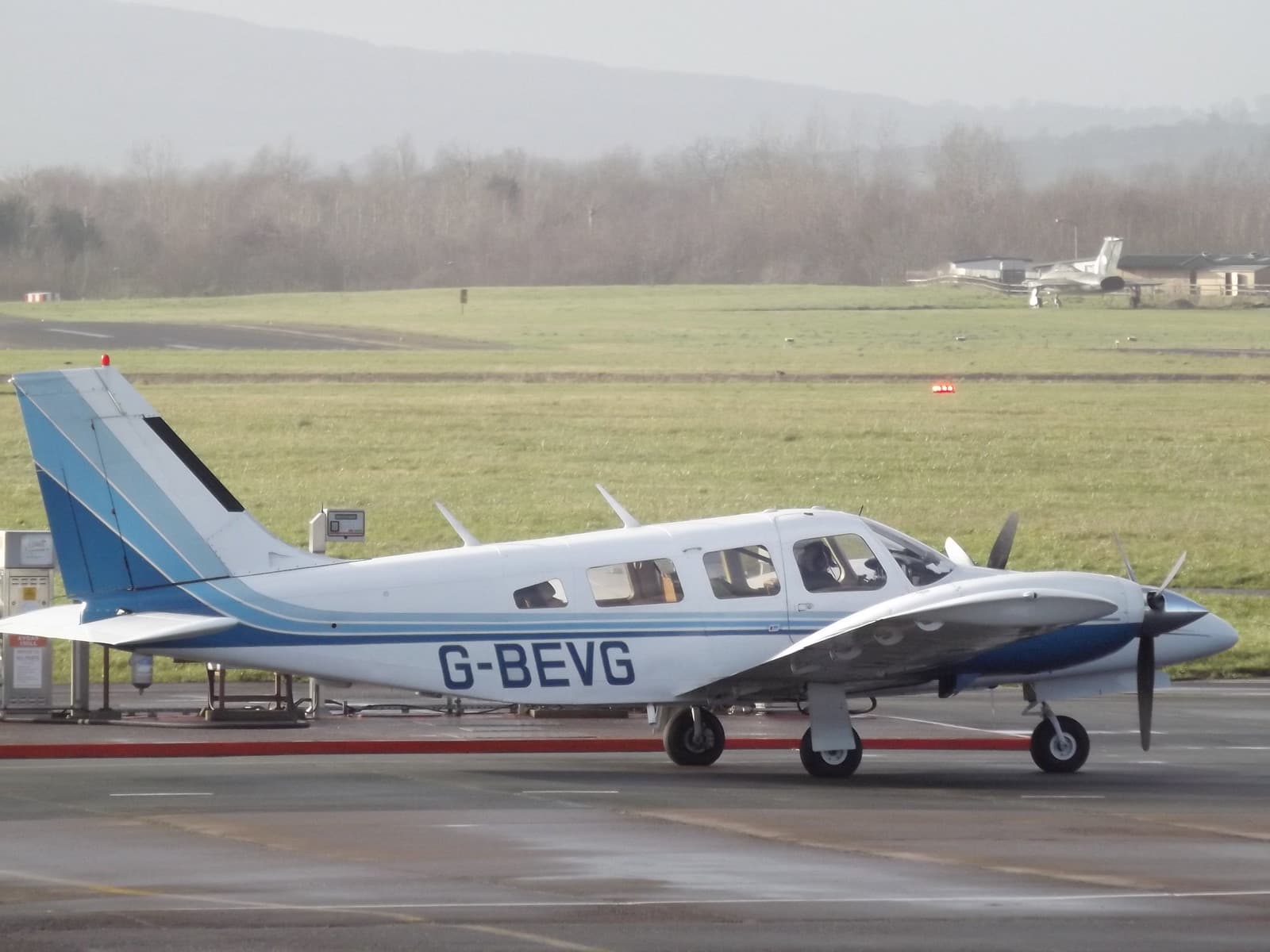 G-BEVG - Piper