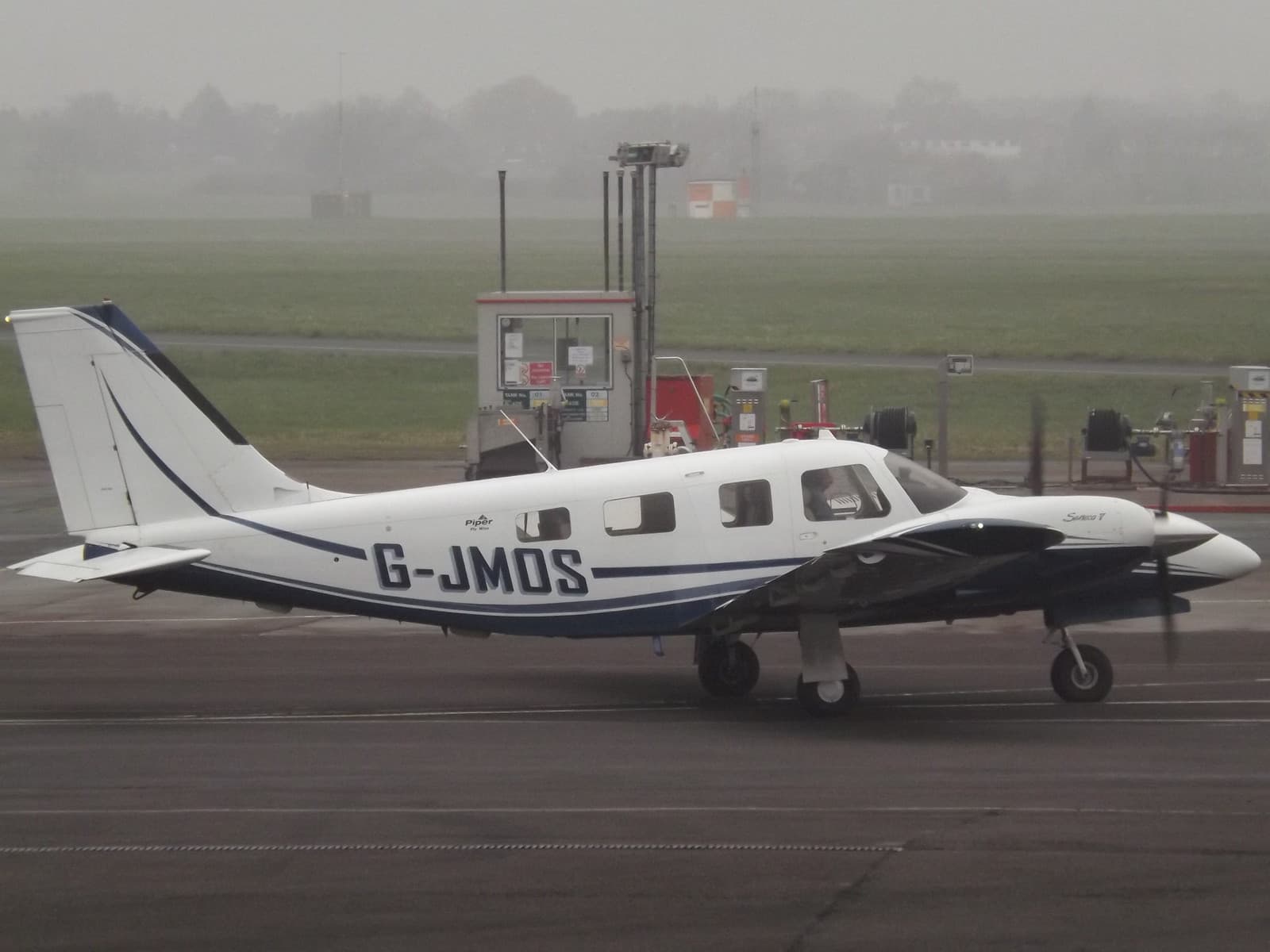 G-JMOS - Piper