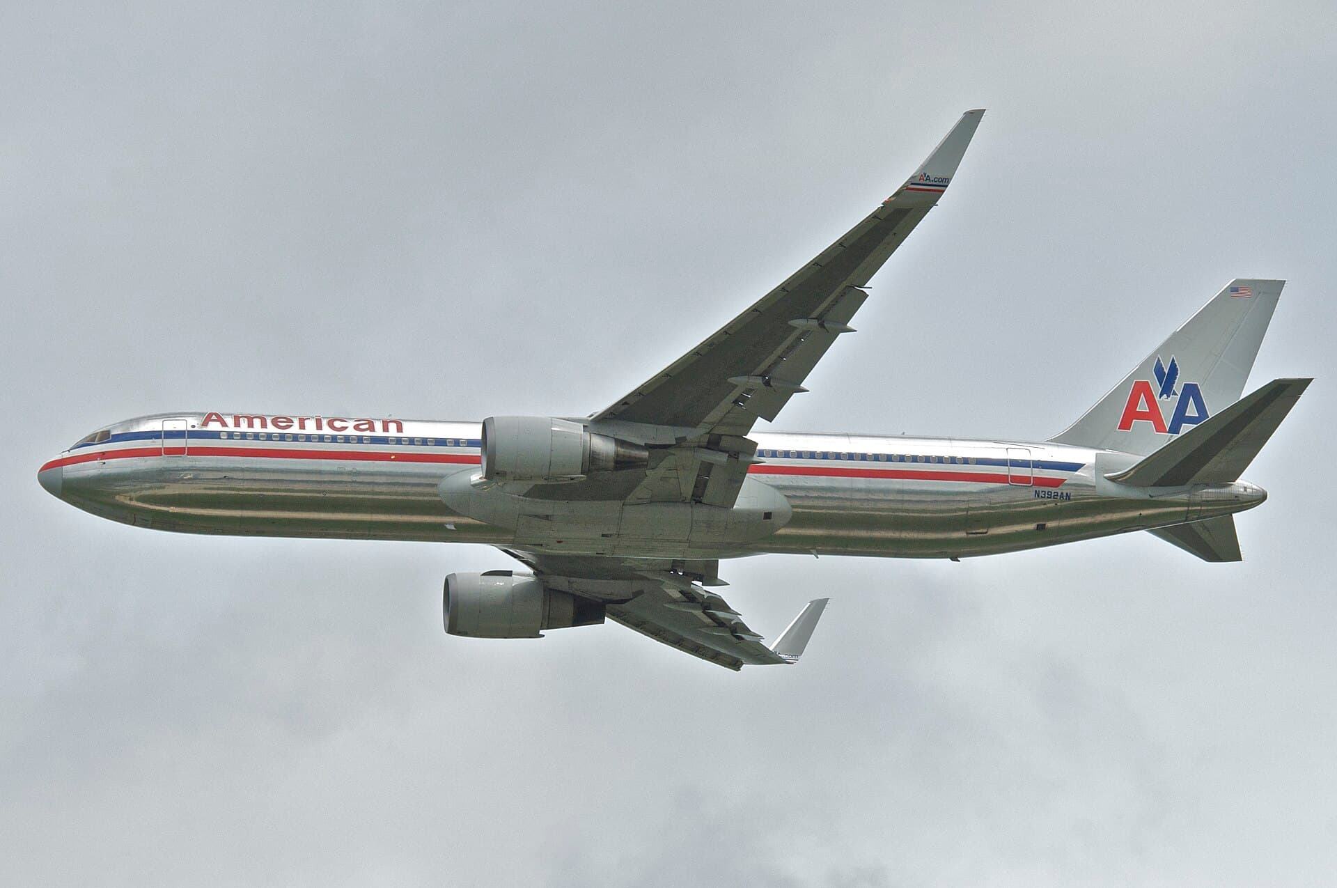 N392AN - Boeing