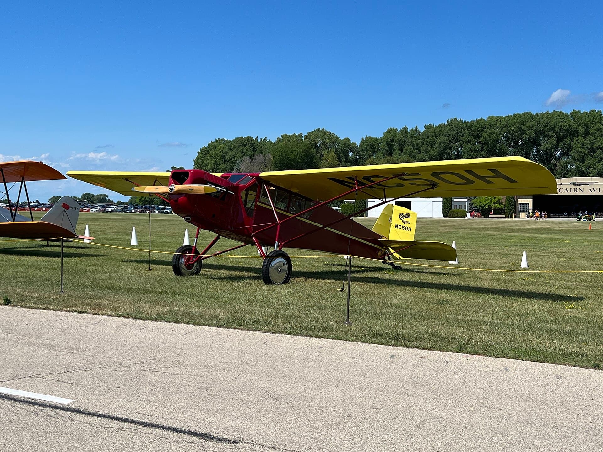 - Single-engine aircraft