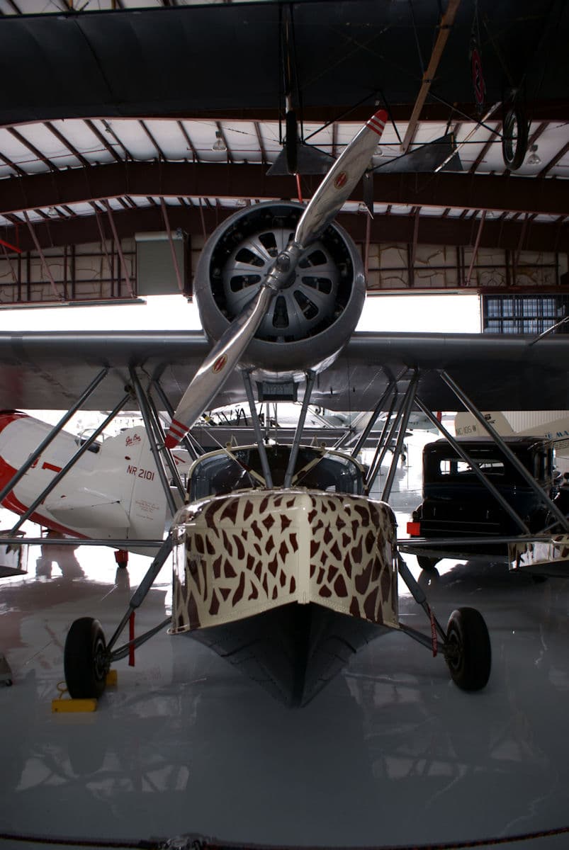 - Single-engine aircraft