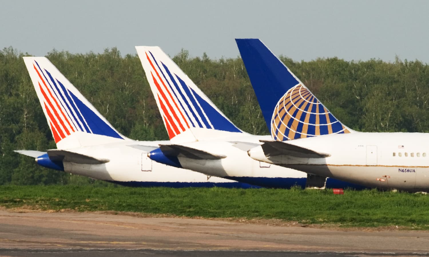 N656UA - Aircraft