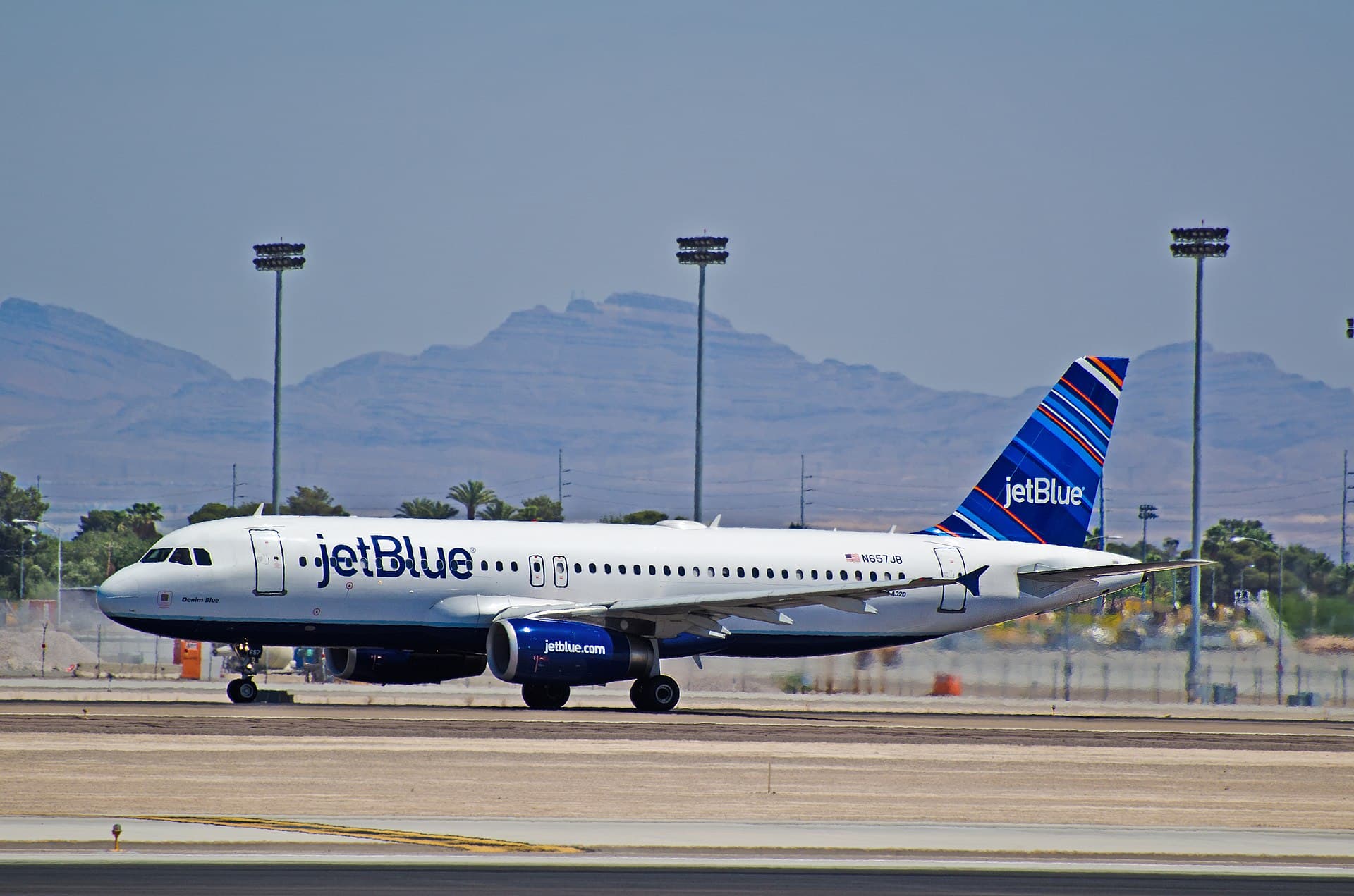 N657JB - Airbus
