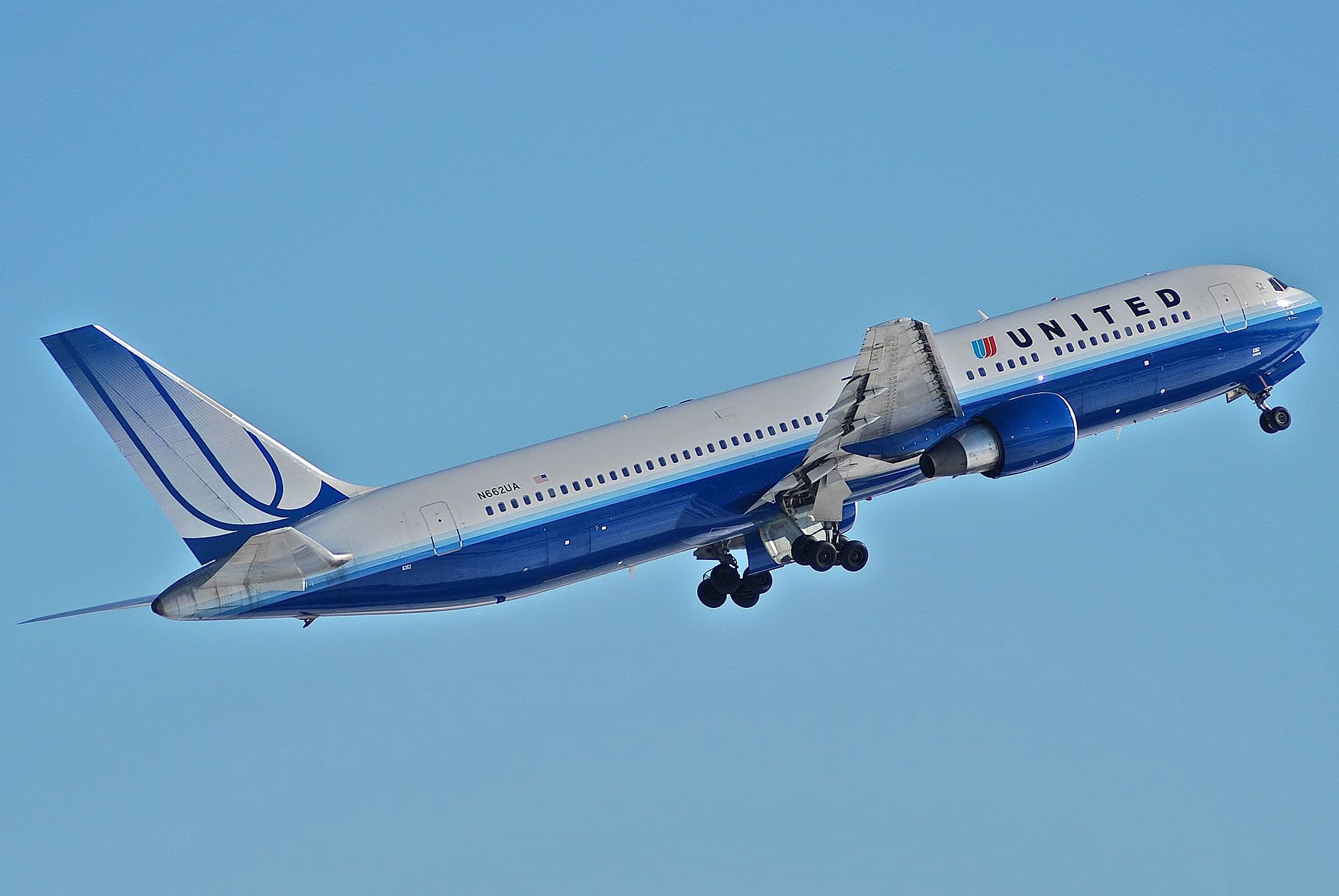 N662UA - Boeing