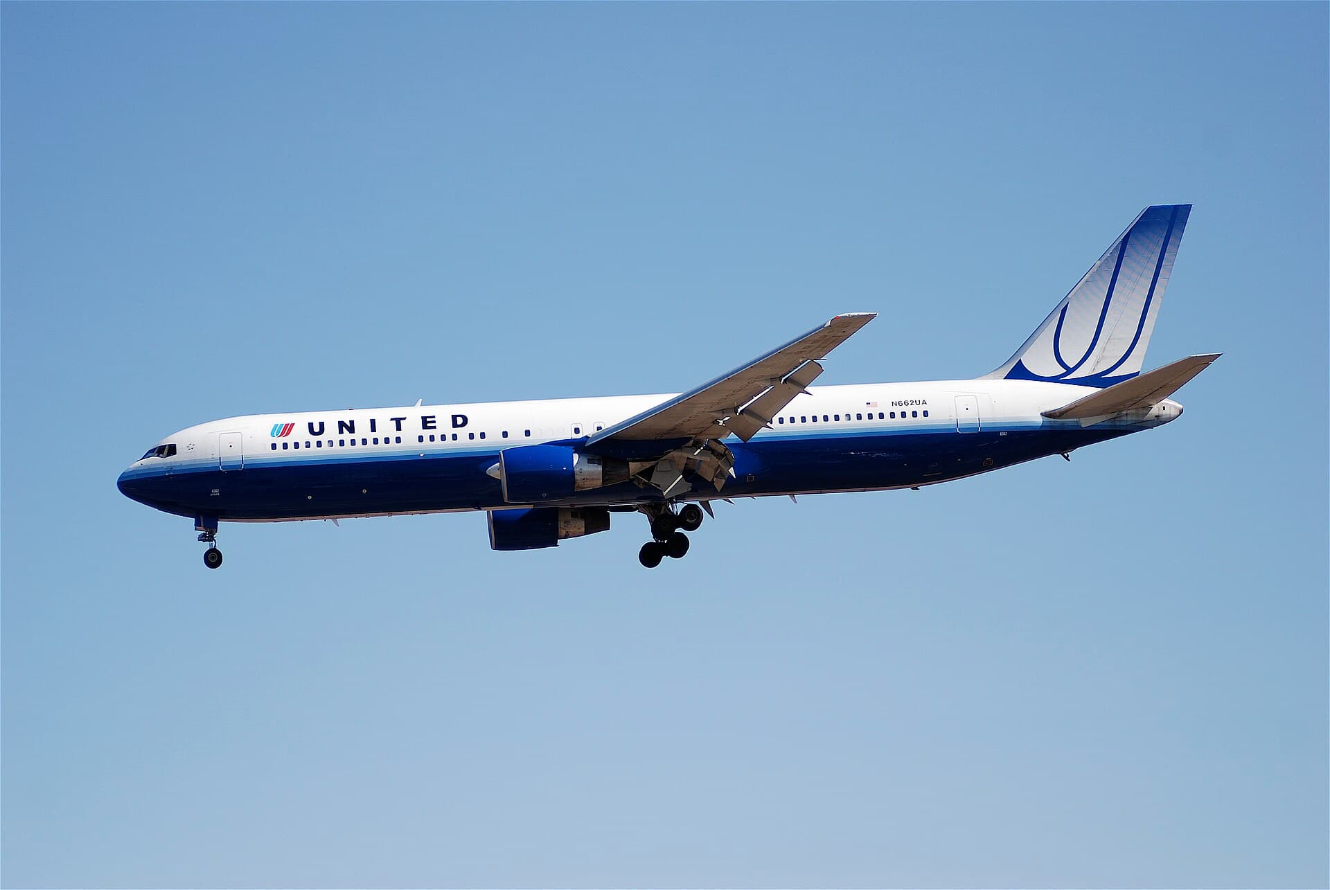 N662UA - Boeing