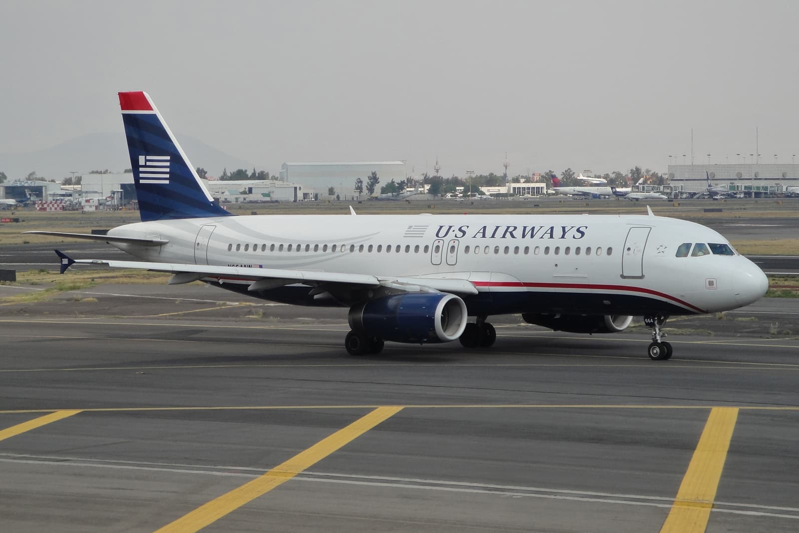 N664AW - Airbus