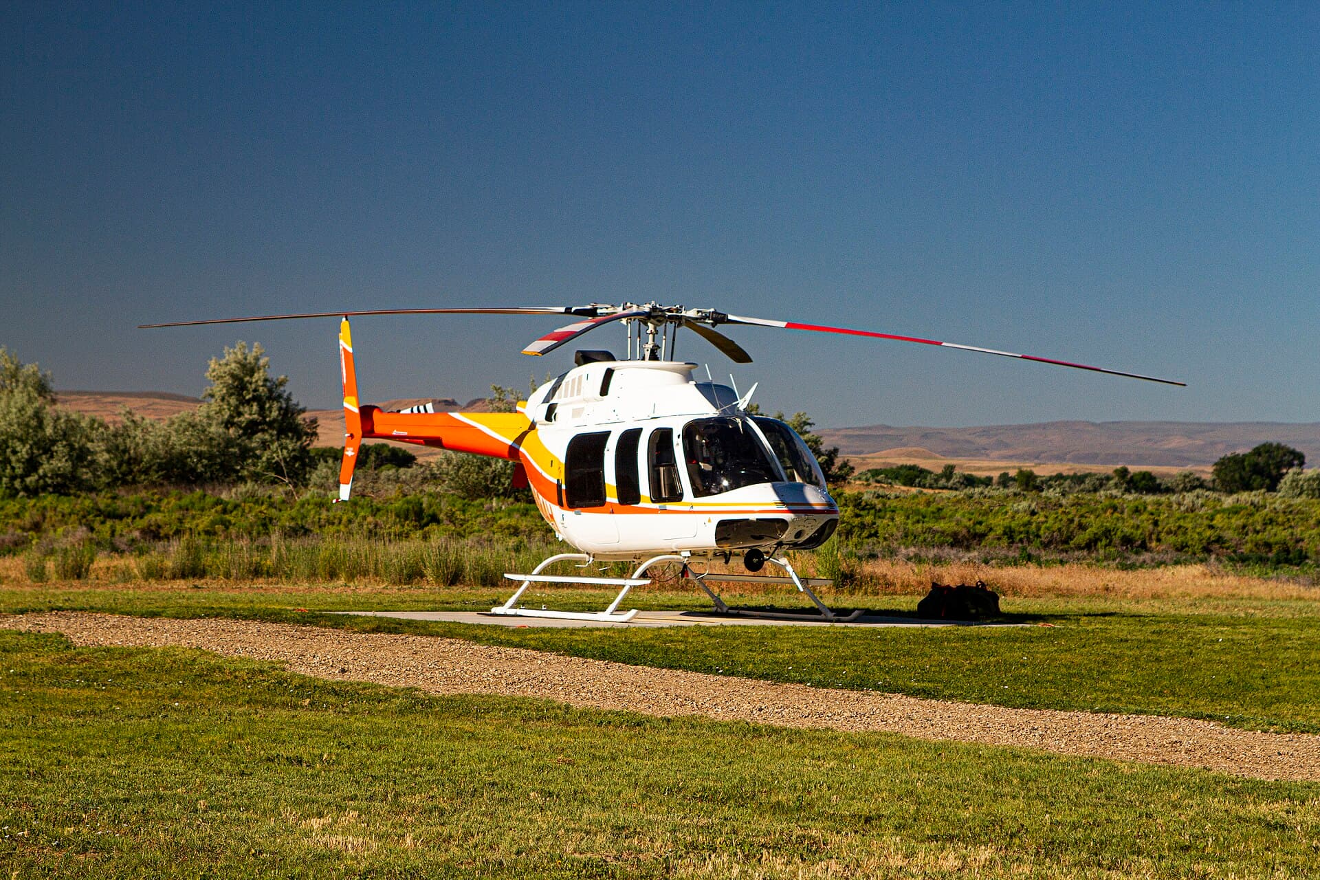 N684H - Helicopter