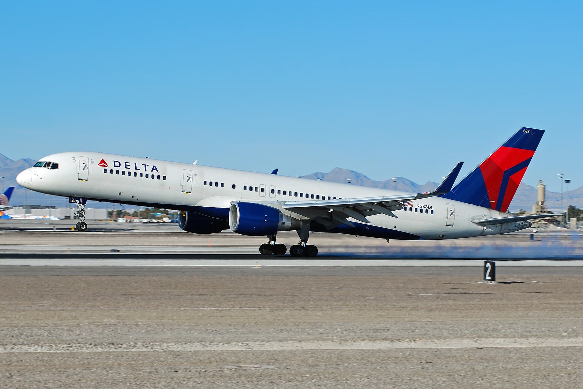 N688DL - Boeing
