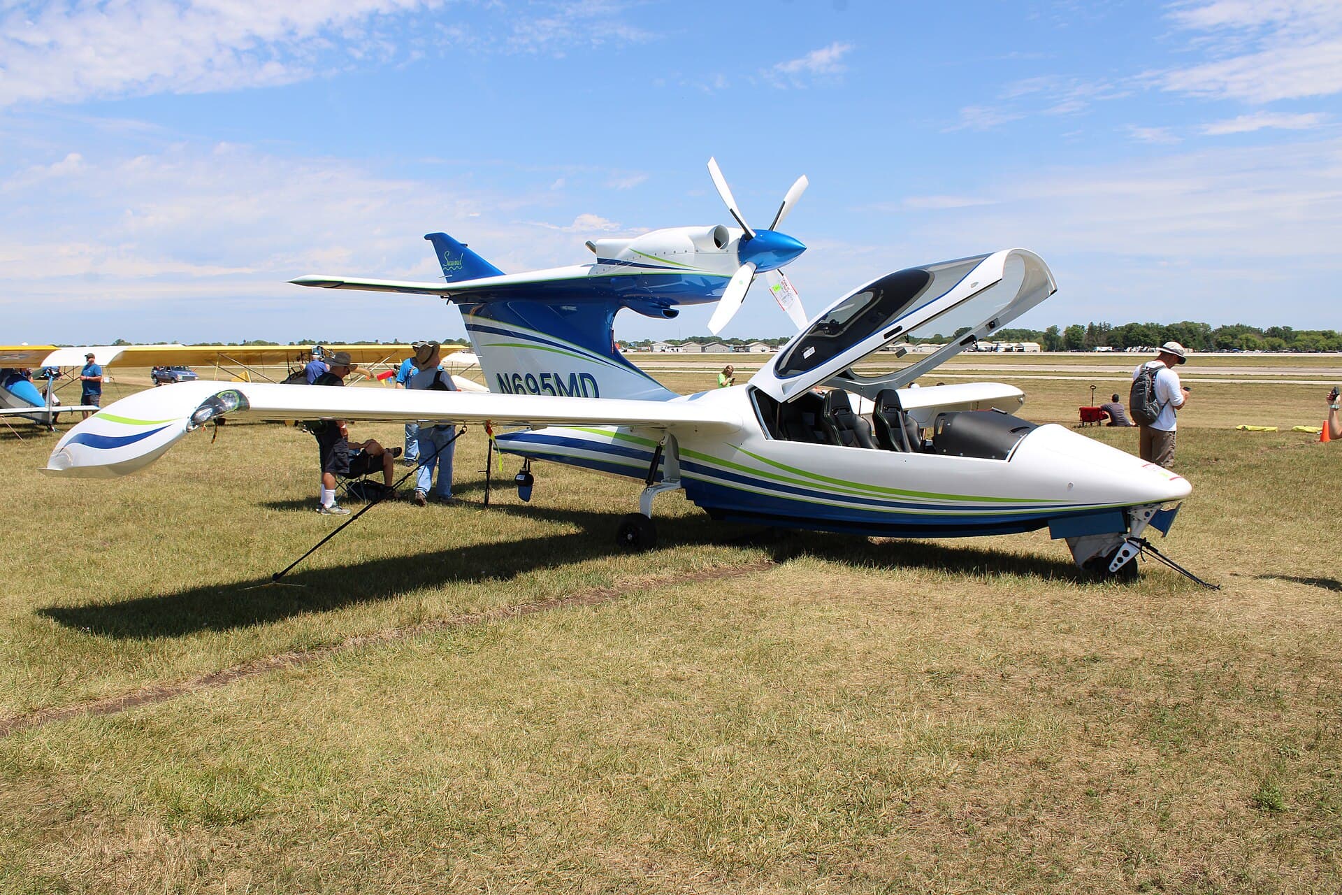 N695MD - Aircraft