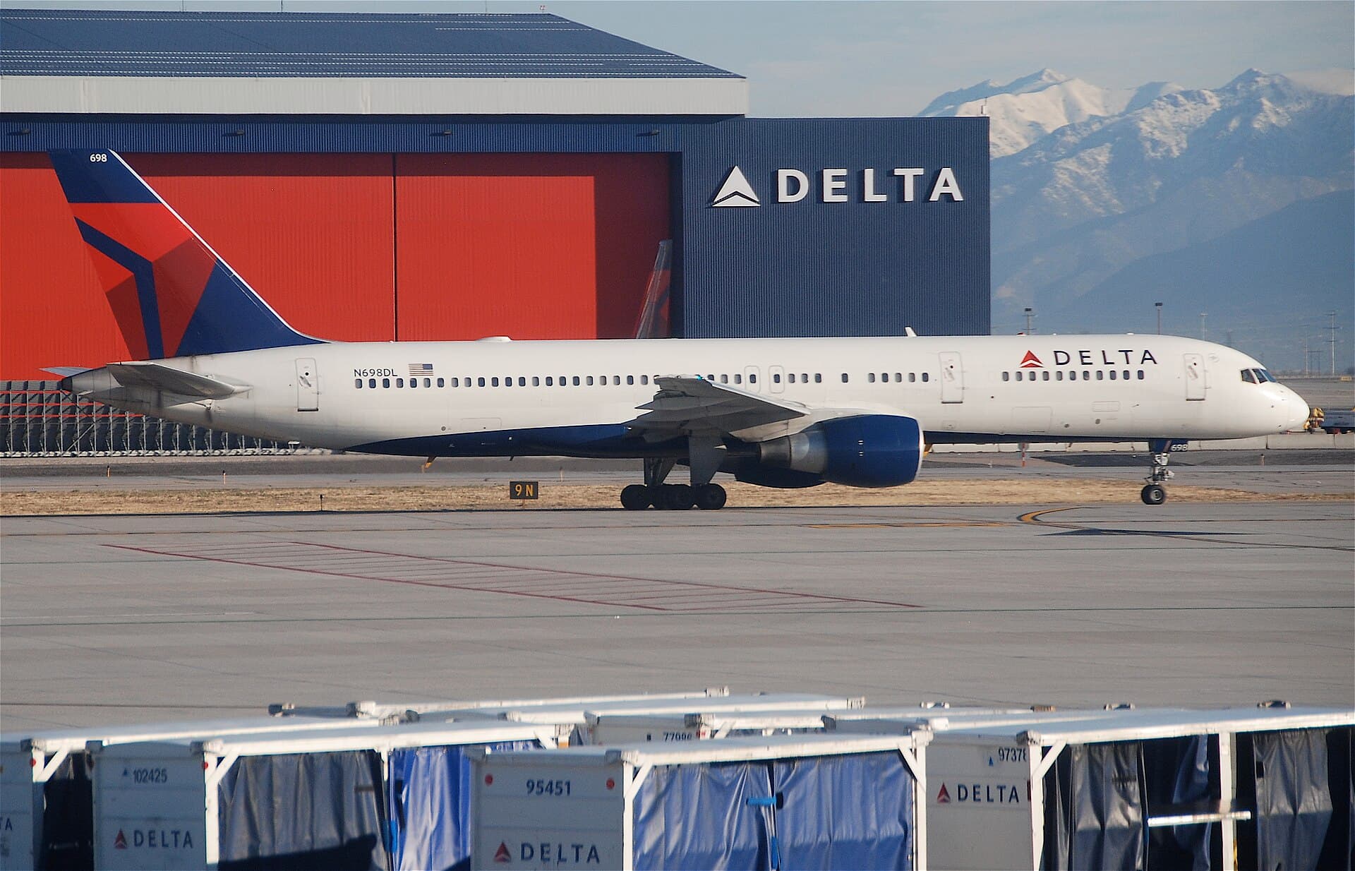 N698DL - Boeing