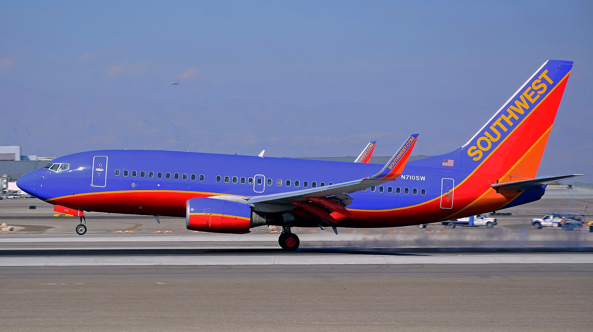 N710SW - Boeing