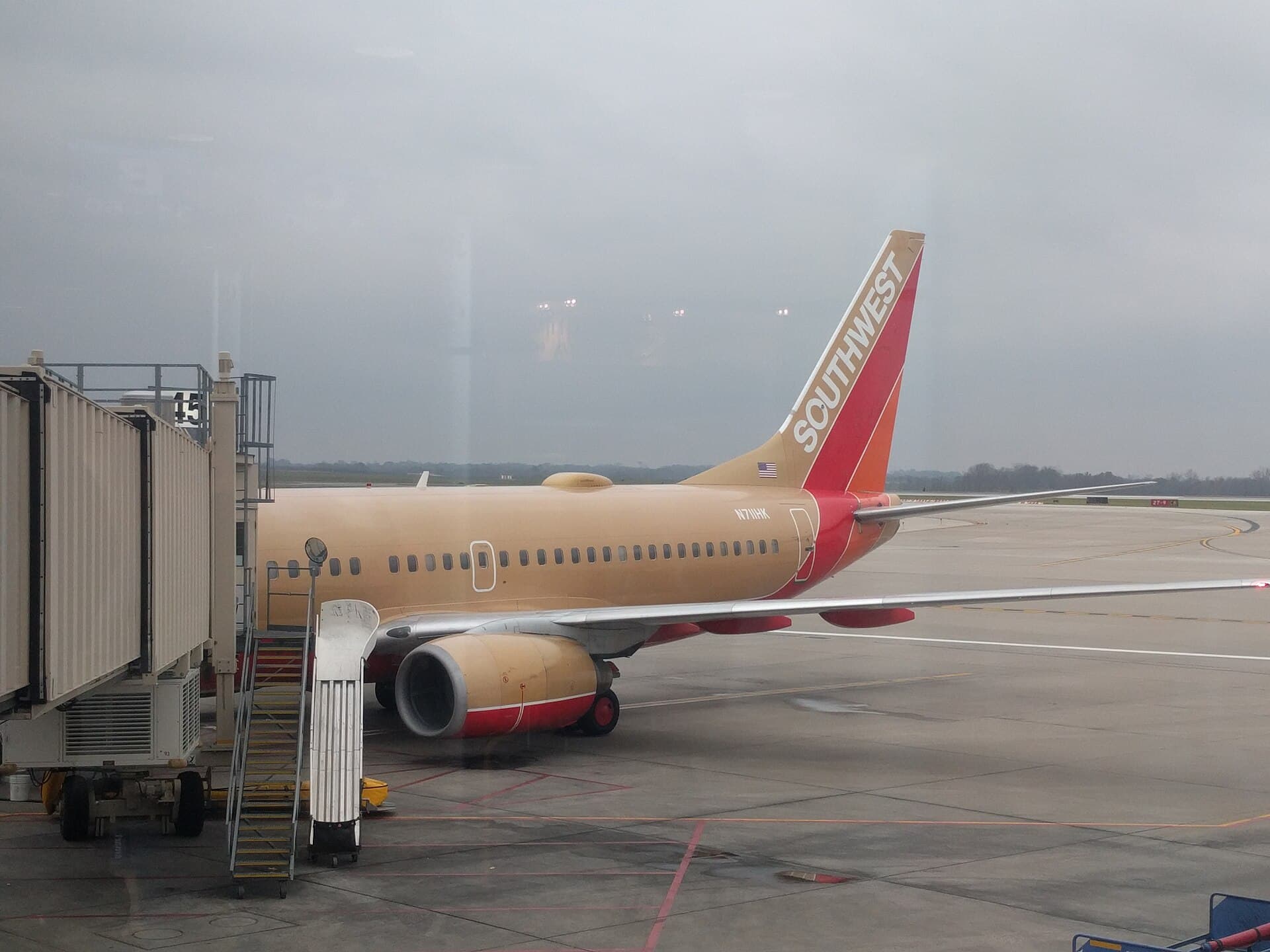 N711HK - Boeing