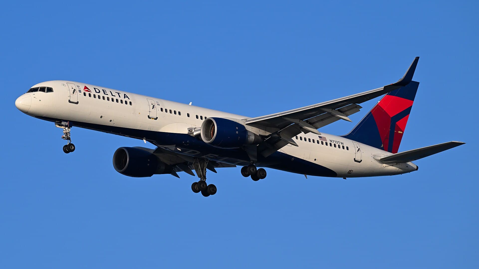N713TW - Boeing