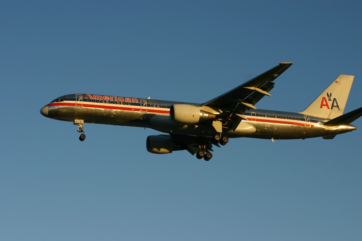 N713TW - Boeing