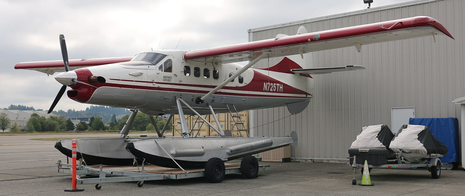 N725TH — De Havilland