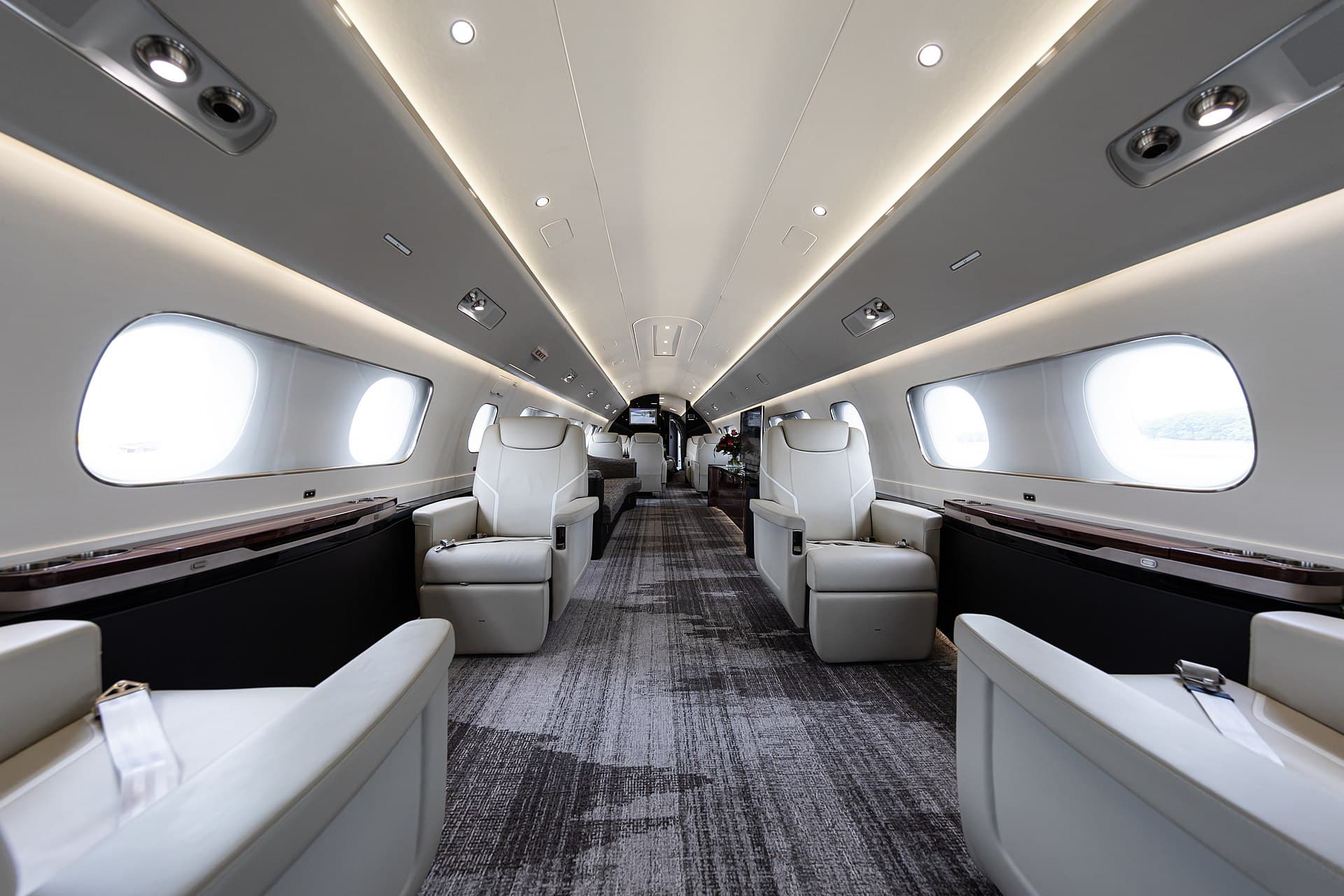 N727EE - Aircraft