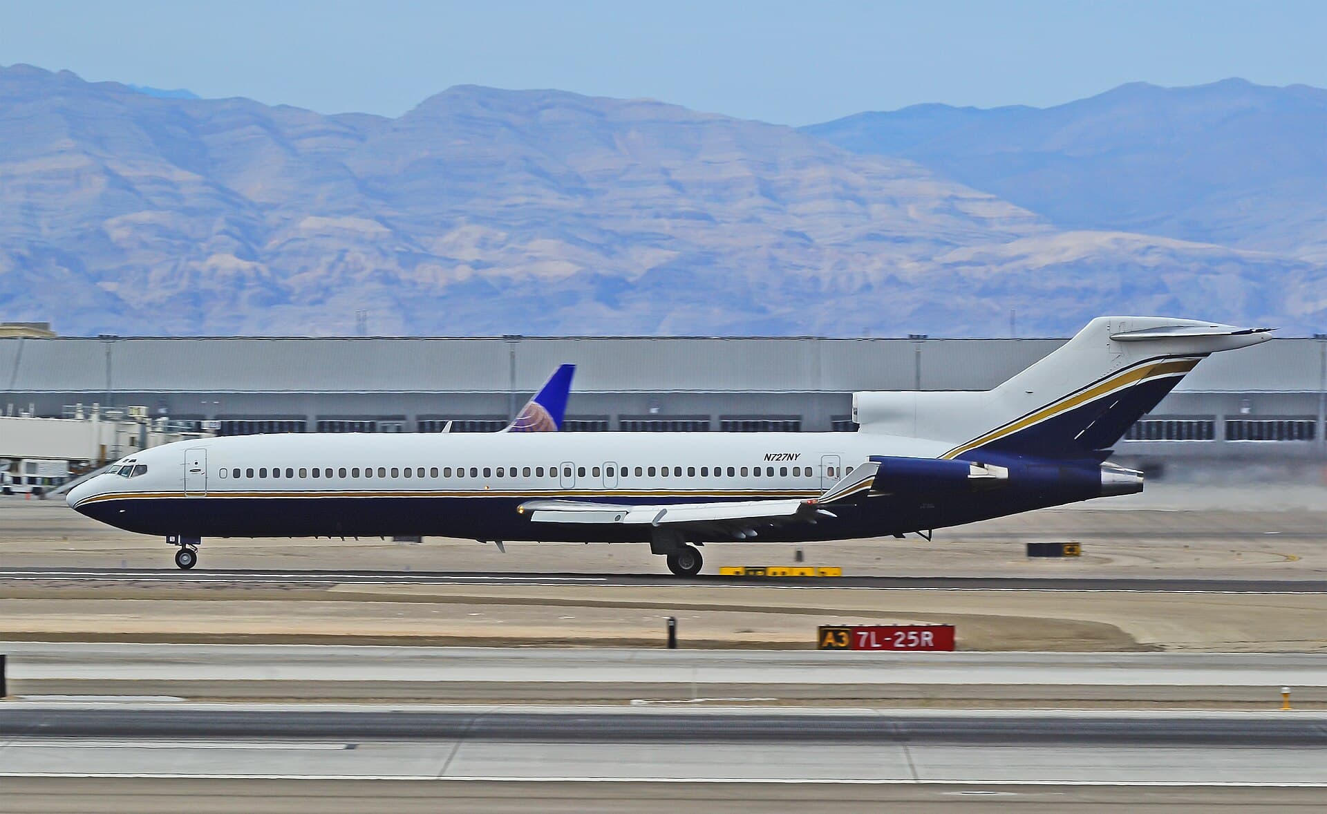 N727NY - Aircraft