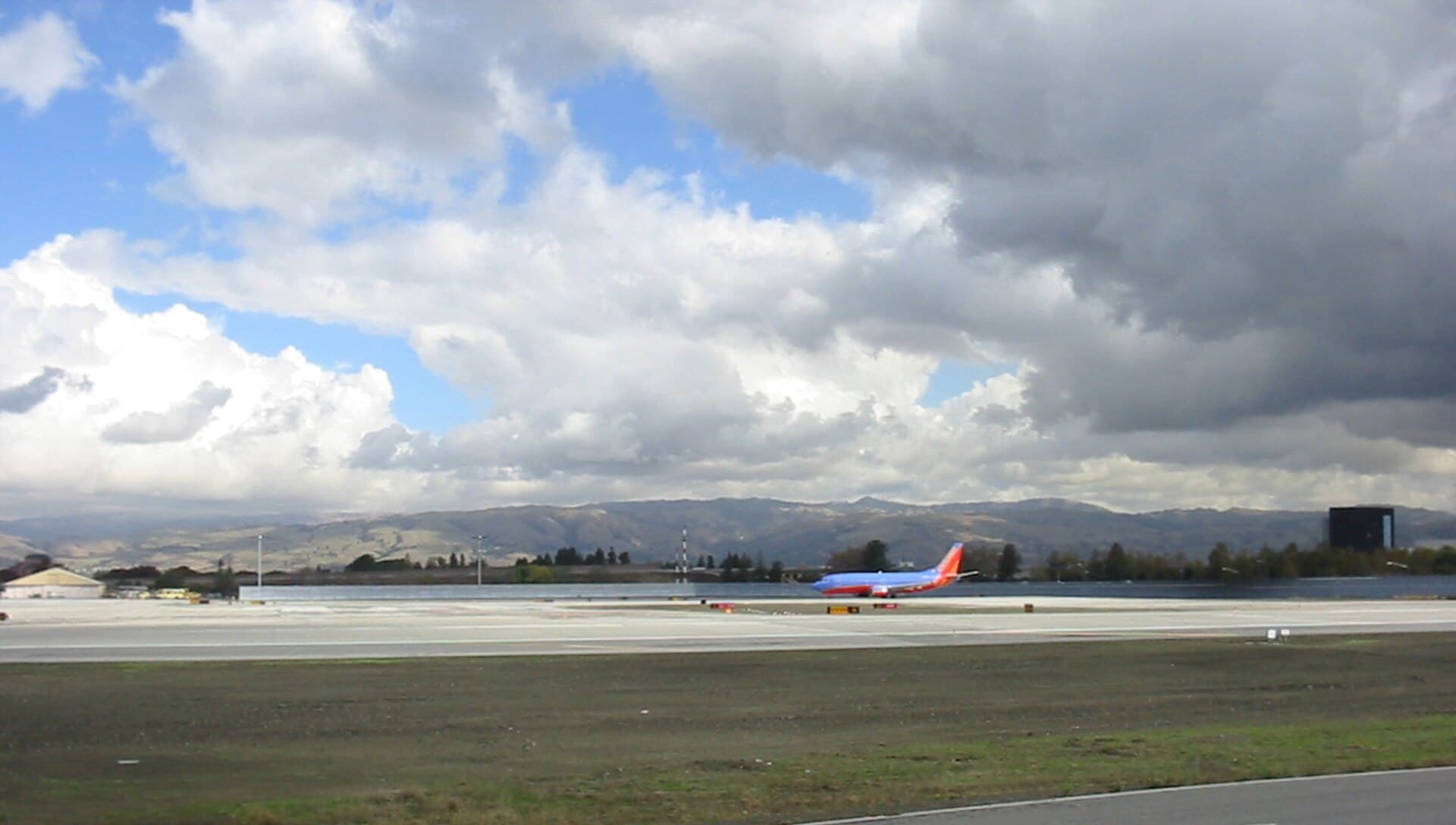 N735SA - Aircraft
