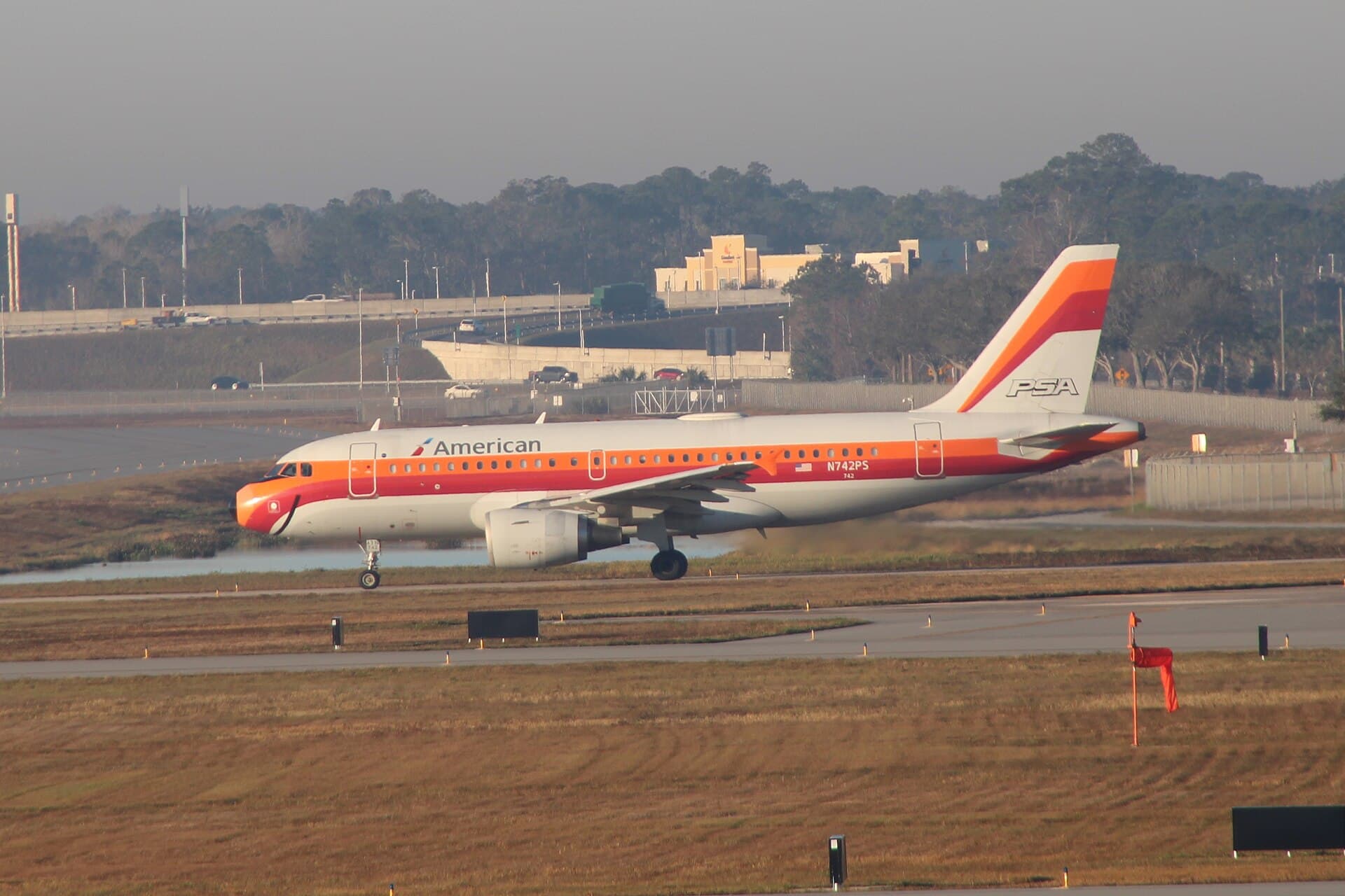 N742PS - Twin-engine aircraft