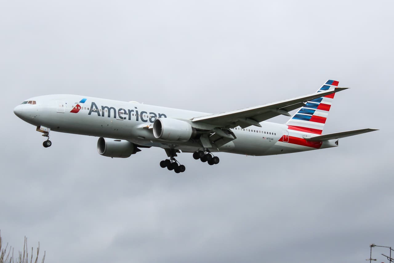 N751AN - Boeing