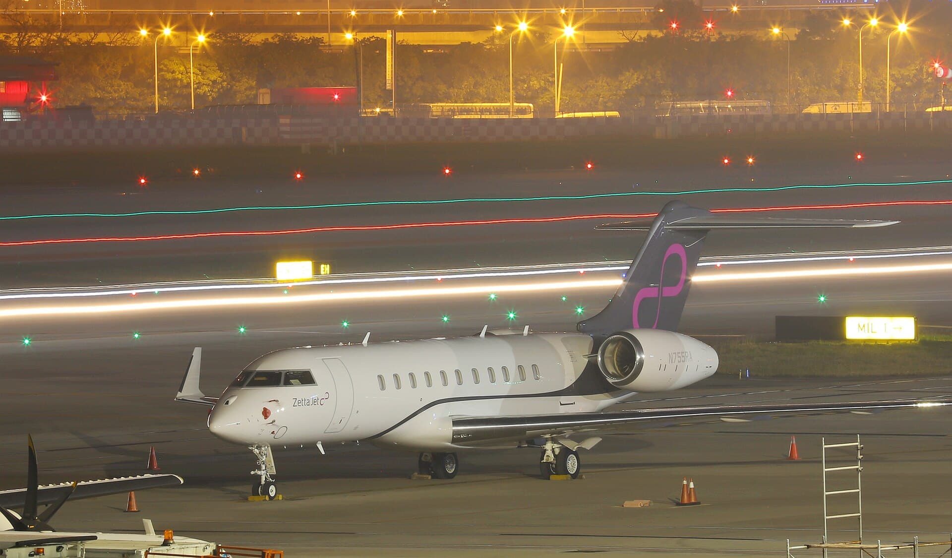 N755RA - Business jet