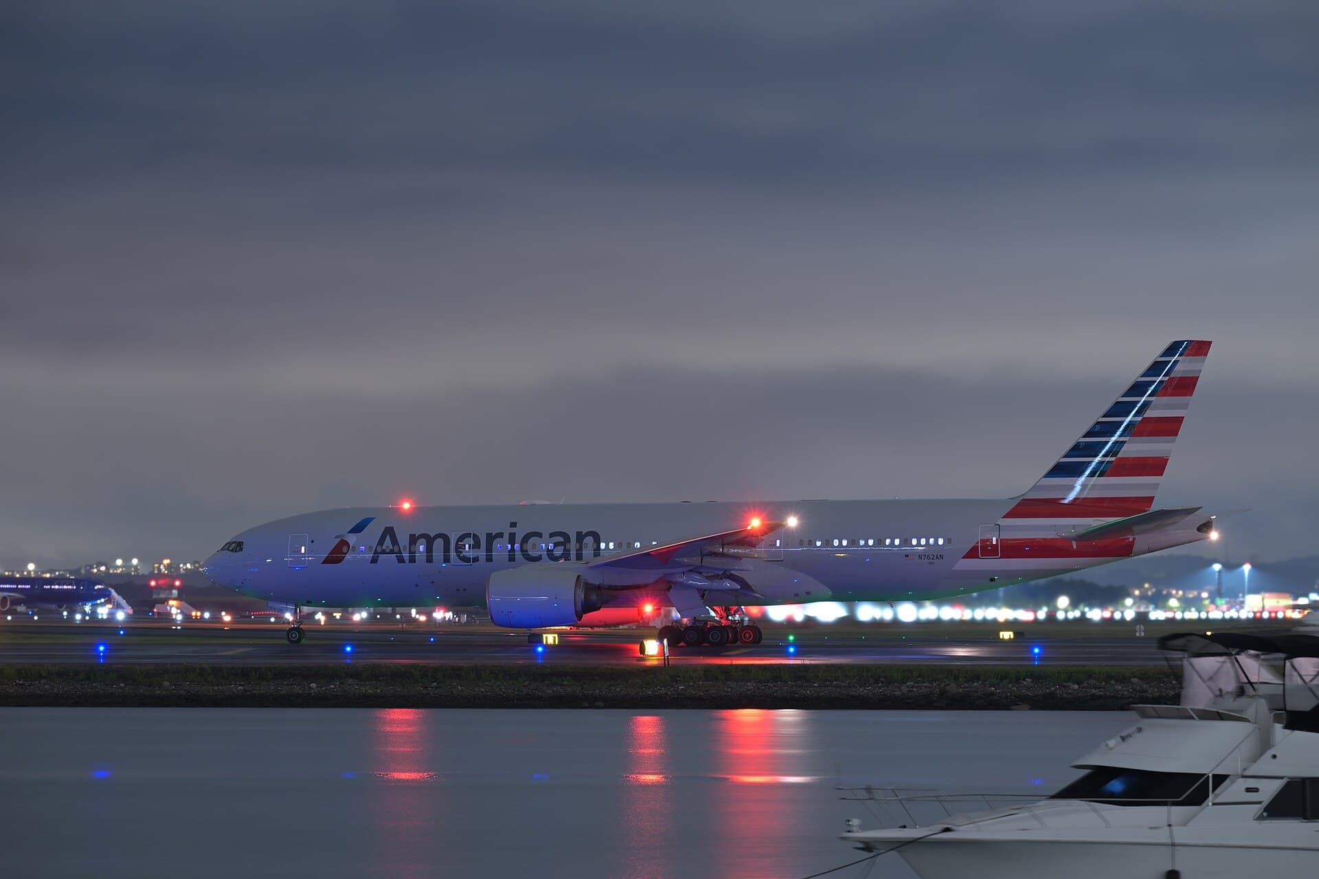 N762AN - Boeing