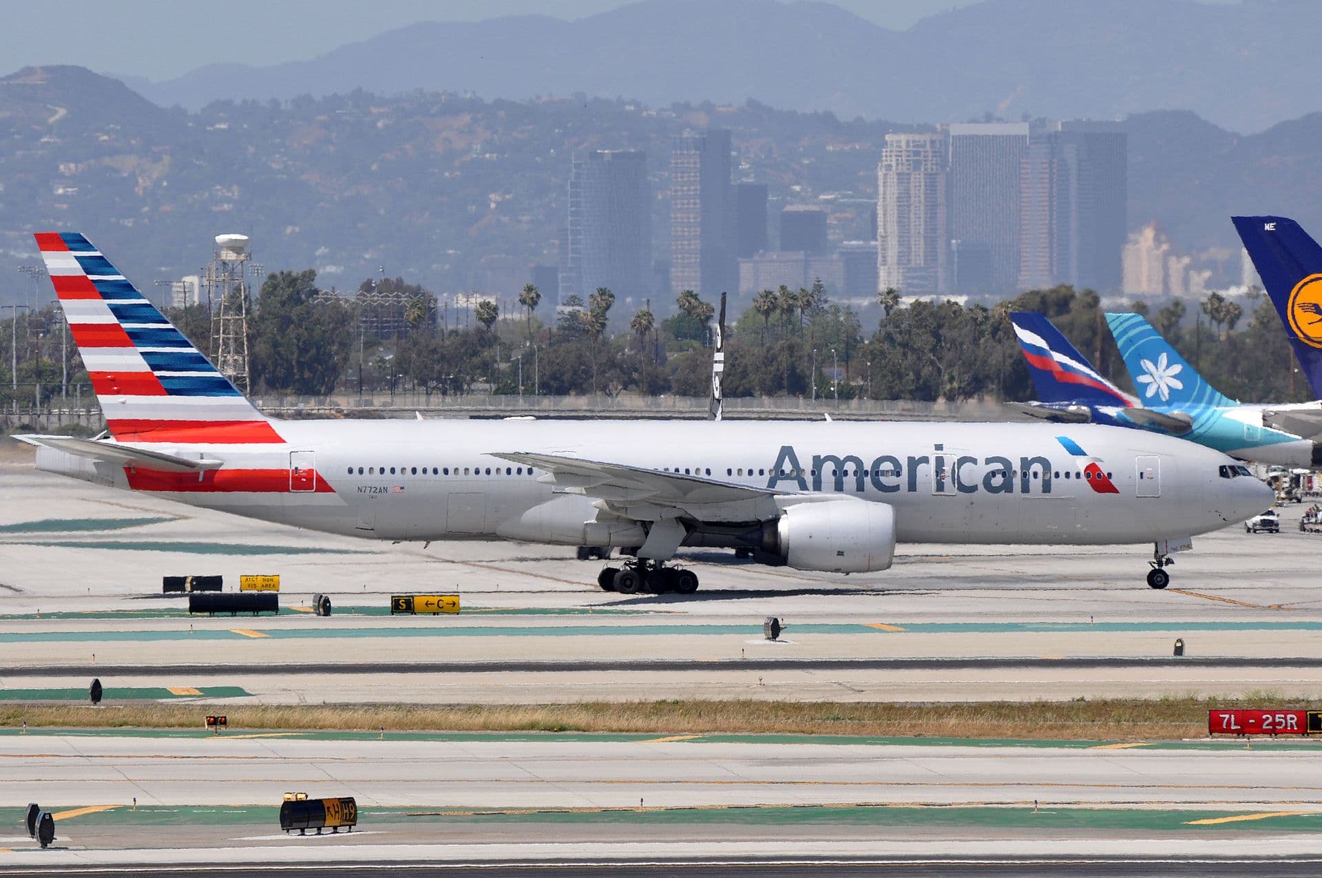 N772AN - Boeing