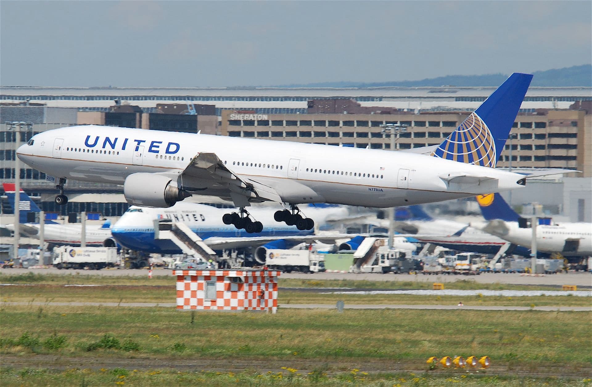 N778UA - Boeing