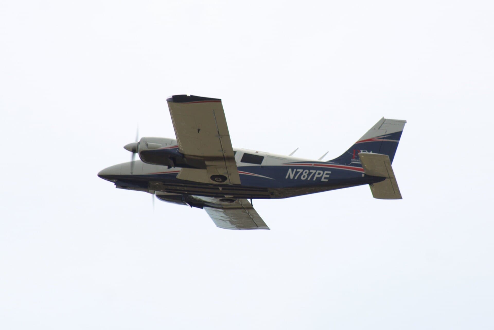 N787PE - Twin-engine aircraft