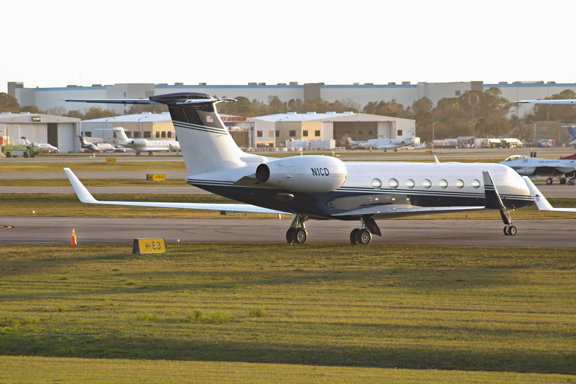 N1CD - Business jet