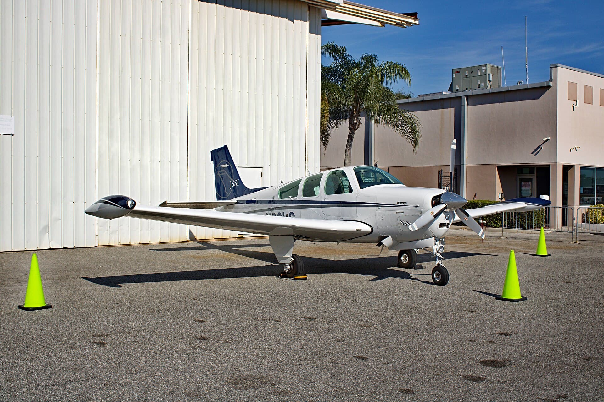 N89LS - Beechcraft