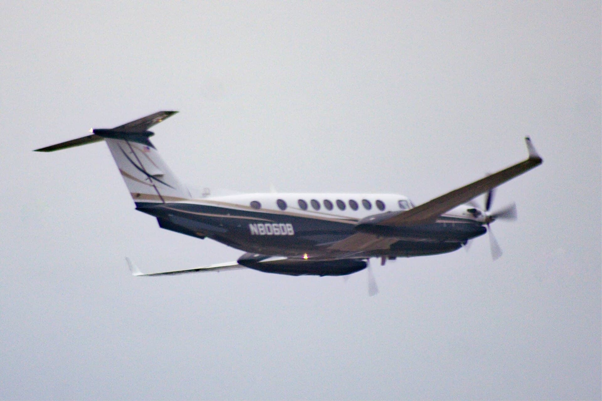 N806DB - Beechcraft