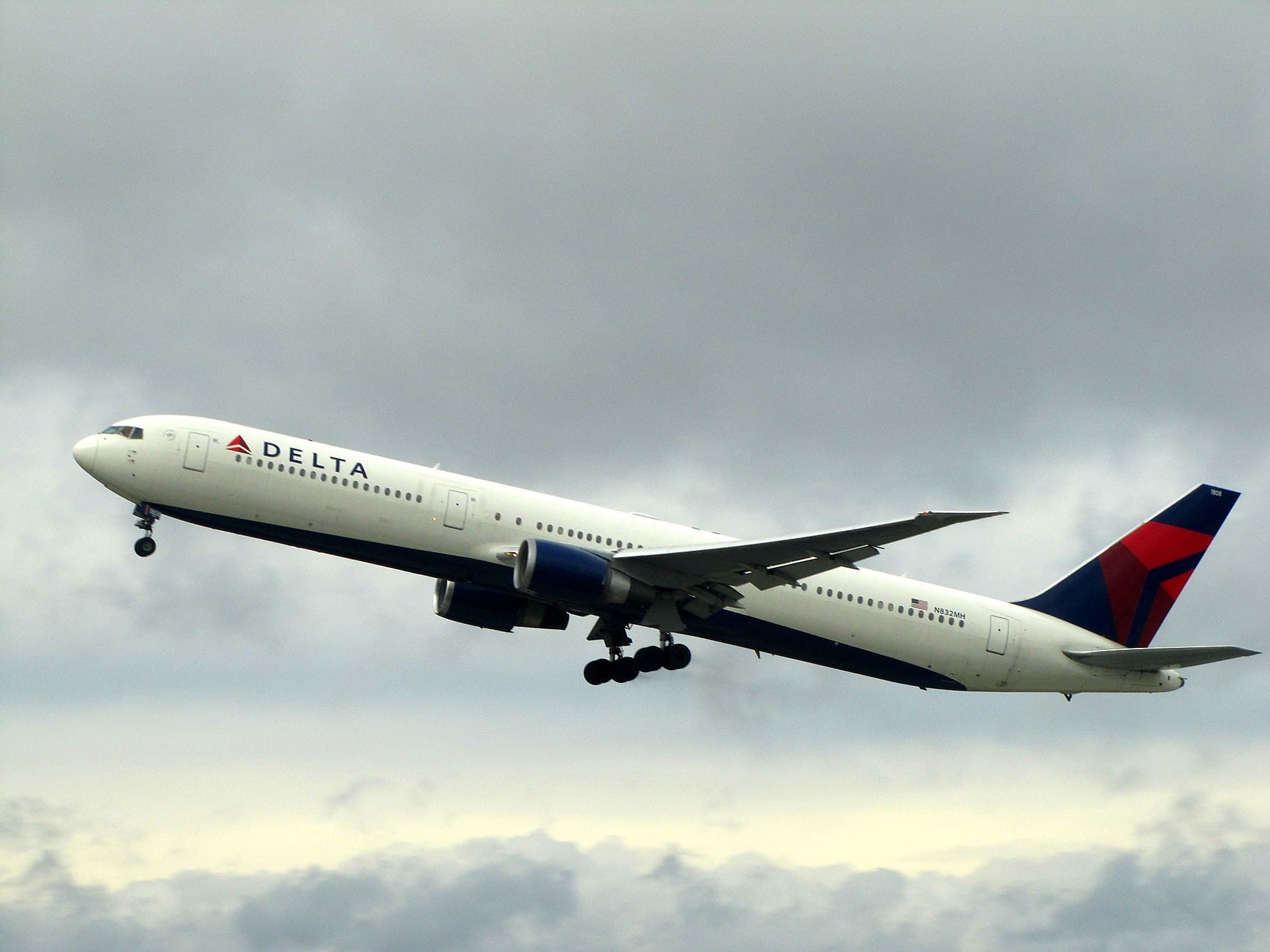 N832MH - Boeing