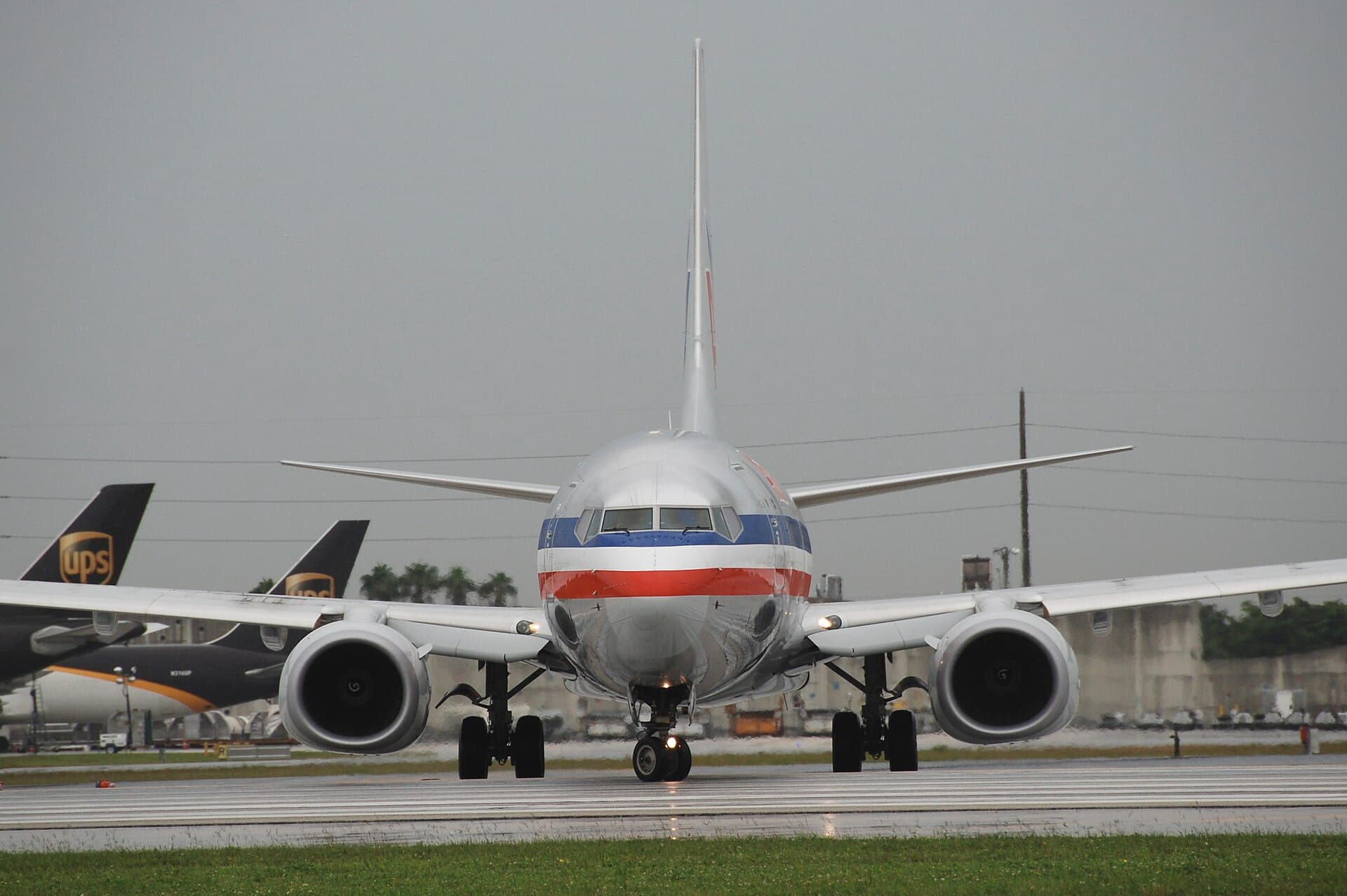 N842NN - Twin-engine aircraft