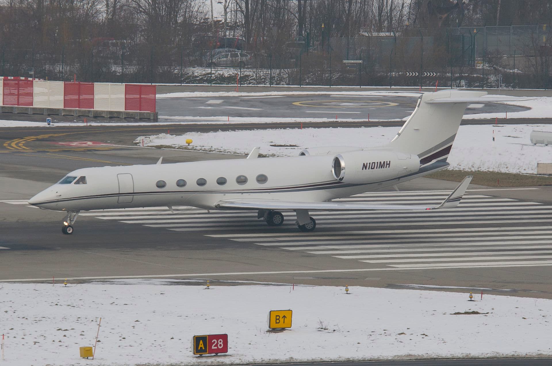 N101MH - Business jet