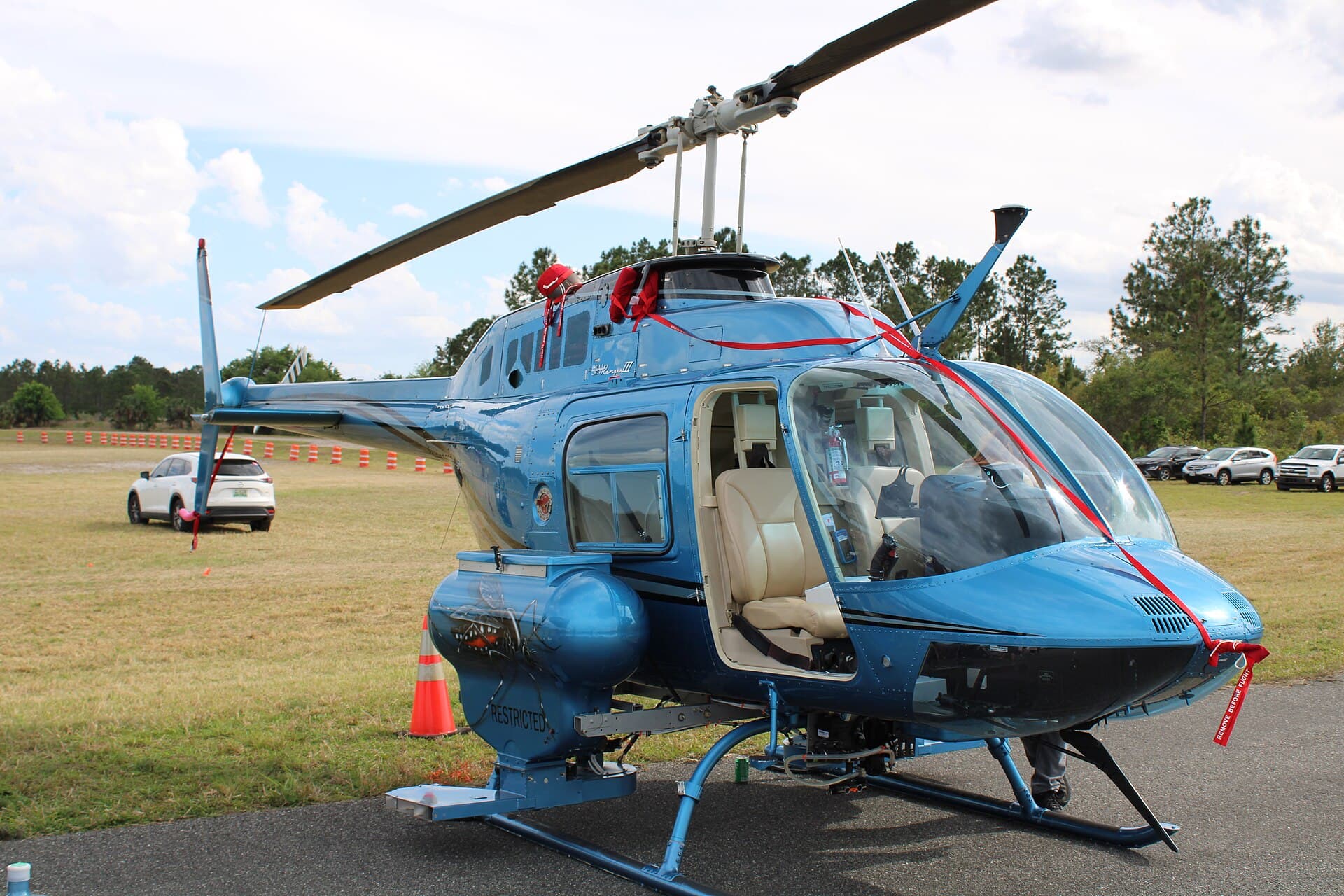 N885MC - Helicopter