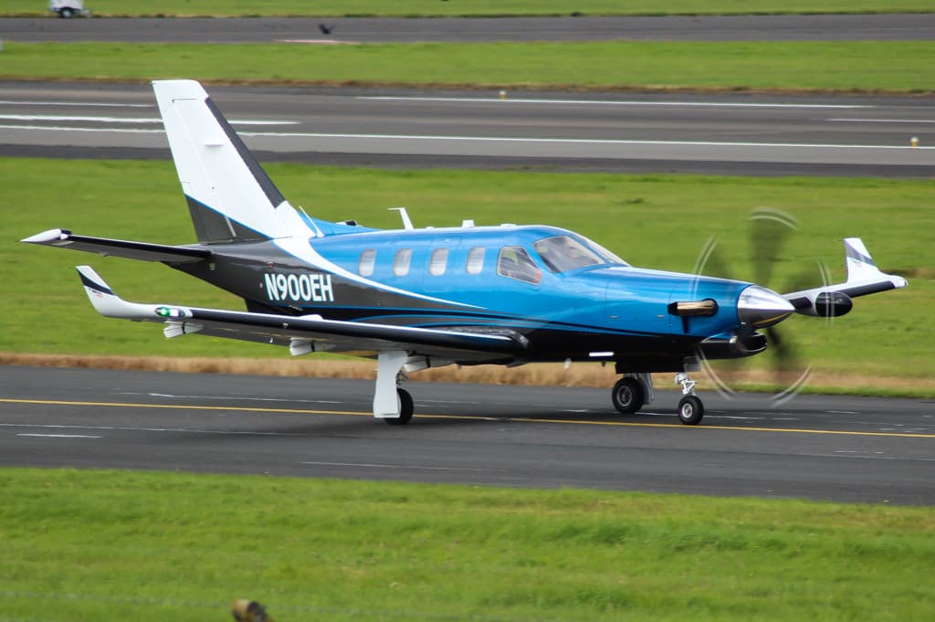 N900EH - Single-engine aircraft