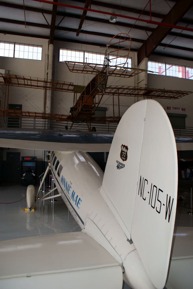 - Lockheed