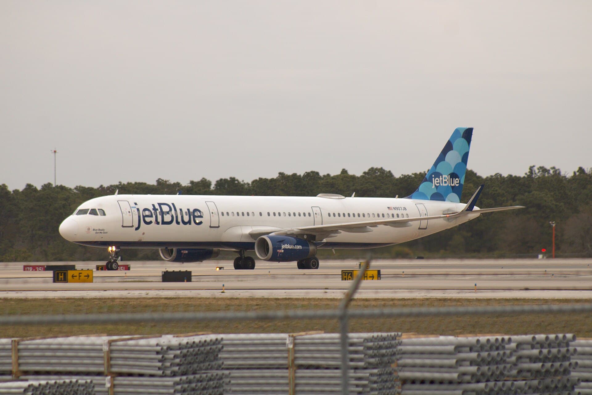 N907JB - Airbus