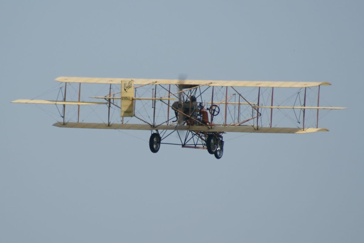 - Aircraft